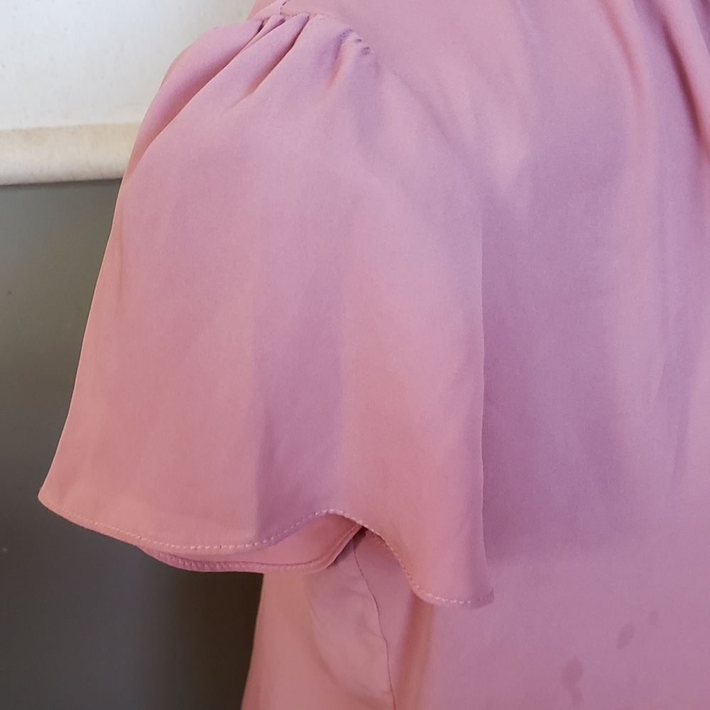 Small pink rose and olive blouse - Picture 7 of 9